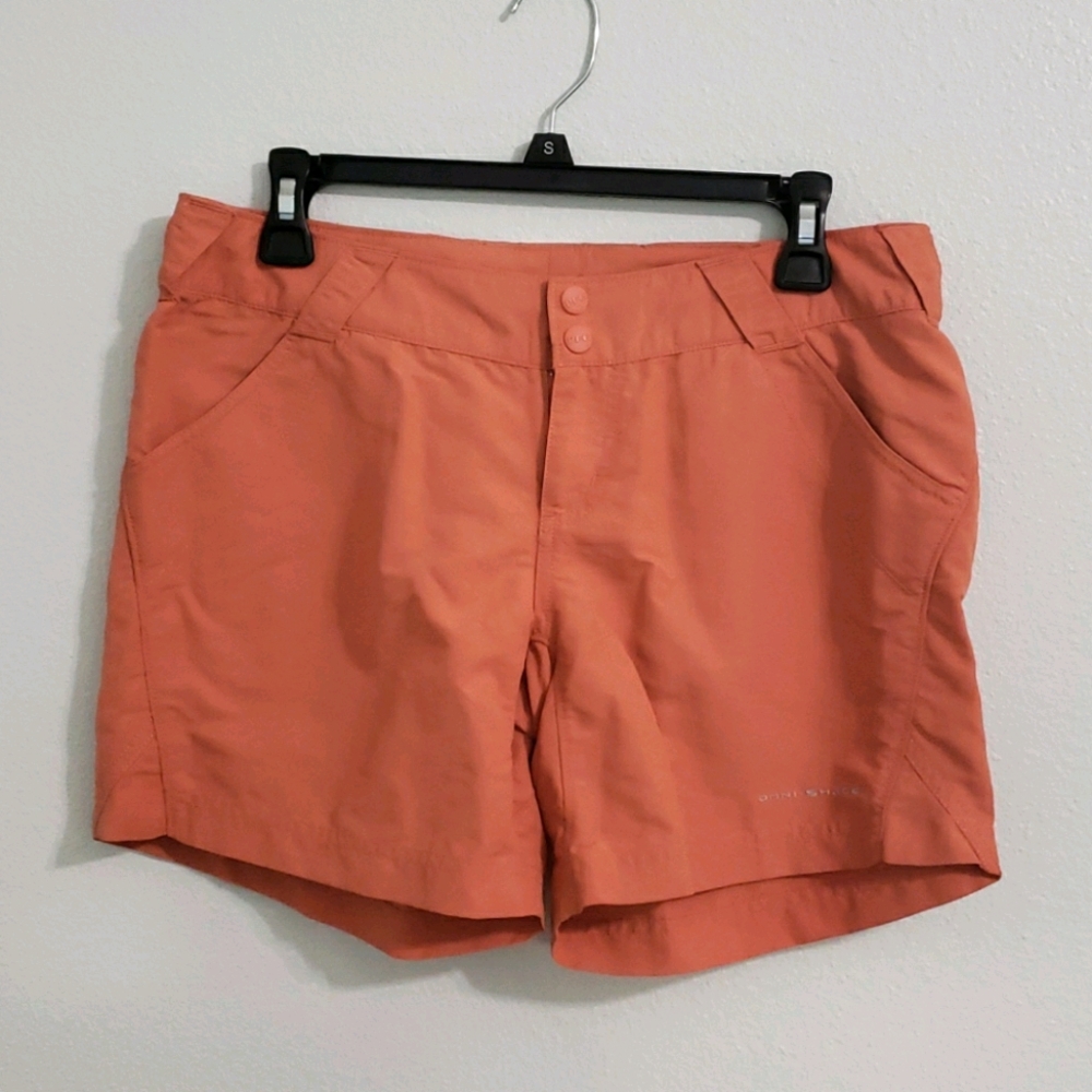 Columbia omni shade shorts M